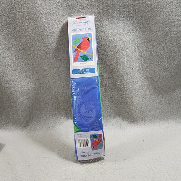 CARDINAL 28" X 40" Applique Garden Flag by Life's A Breeze! - NEW Factory Sealed - Picture 3 of 4
